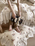 Load image into Gallery viewer, French princess style retro rose cotton print girl bed four-piece cotton lotus leaf lace quilt cover sheets