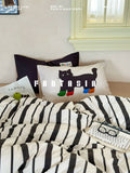 Load image into Gallery viewer, FANTASIA Collection Dream Planet [Meow in Boots] Kitten Striped Cotton Bed Four-piece Cotton Sheet