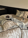 Load image into Gallery viewer, French Hepburn style retro printing cotton four-piece set, pure cotton long-staple cotton romantic lace quilt cover, high-end bed sheet