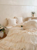Load image into Gallery viewer, French romantic princess winter thickened milk fleece four-piece girl lace three-dimensional flower quilt cover high-end bedding