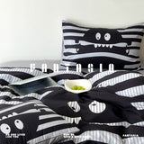 Load image into Gallery viewer, FANTASIA Collection Dream Planet [Unbelievable Labyrinth] Original black and white cotton satin four-piece set of pure cotton sheets