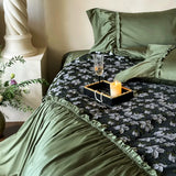 Load image into Gallery viewer, French light luxury cotton long-staple cotton four-piece bed skirt princess style pure cotton ruffle edge quilt cover high-end bedding